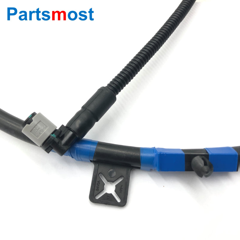 New Genuine Auto Front Windscreen Wiper Spray Pipe For Land Rover Discovery Sport 2015 Onward LR127338