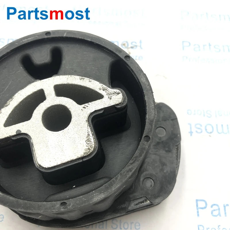 2.0T 3.0T DIESEL PETROL TRANSFER CASE MOUNTING RUBBER FOR LAND ROVER RANGE ROVER VELAR L560 TRANSMISSION MOUNT BRACKET LR105925