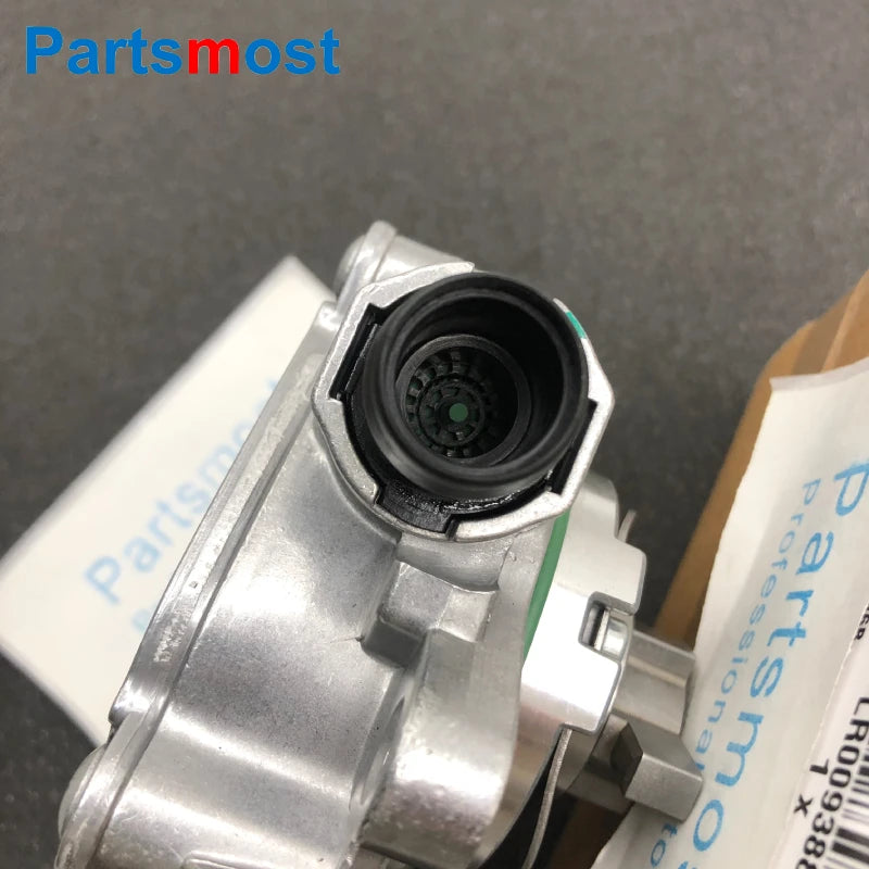 3.2L PETROL BRAKE VACUUM PUMP FOR LAND ROVER FREELANDER 2 VOLVO S60 II V60 V70 III XC60 XC70 FORD 6G9N2A451AH 31401152 LR009388