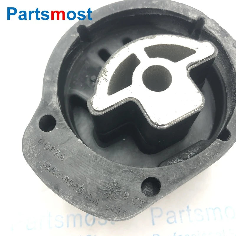 2.0T 3.0T DIESEL PETROL TRANSFER CASE MOUNTING RUBBER FOR LAND ROVER RANGE ROVER VELAR L560 TRANSMISSION MOUNT BRACKET LR105925