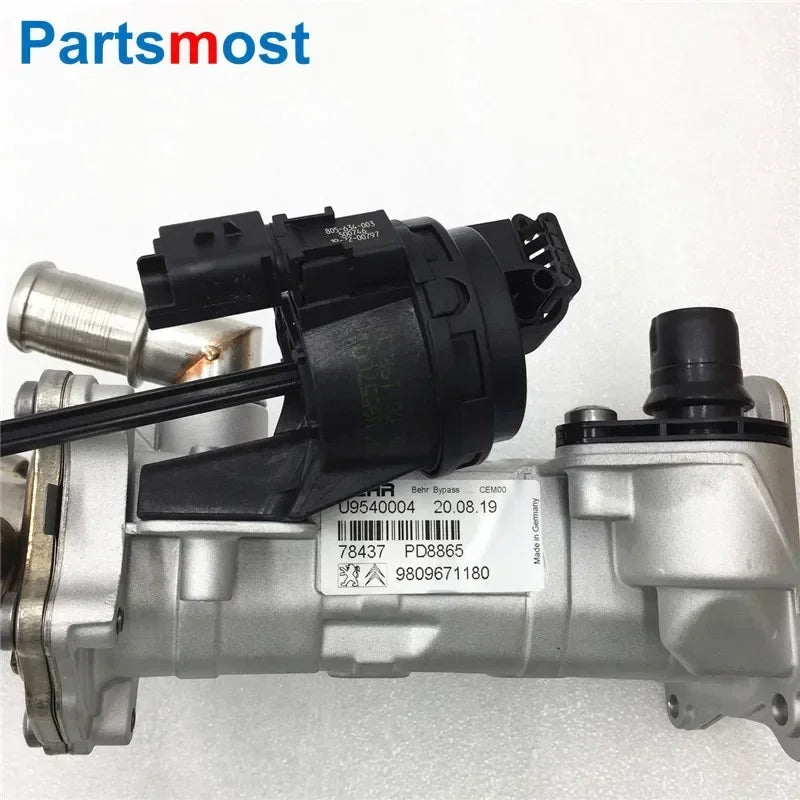 EGR Cooler for Land Rover Freelander LR2 RR Evoque Discovery Sport 2.2D Exhaust Gas Recirculation Valve Cooler C2S52516 LR057662